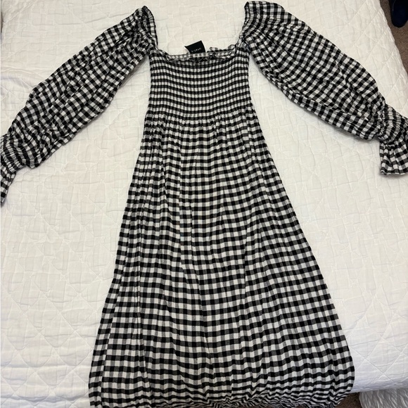 Sleeper Linen Dress - Picture 1 of 5